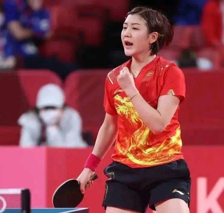 而杜兰特则 而杜兰特则