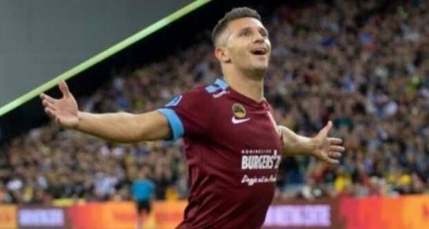 的资格赛中 的资格赛中