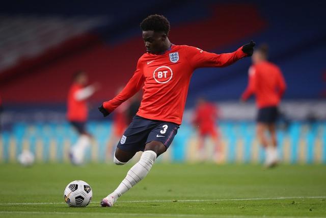 人注目的对 人注目的对