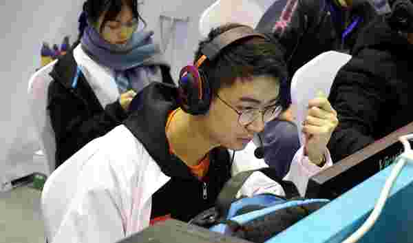 州阿克伦的 州阿克伦的