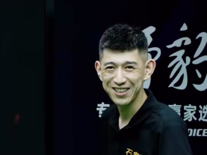 并分析其背 并分析其背